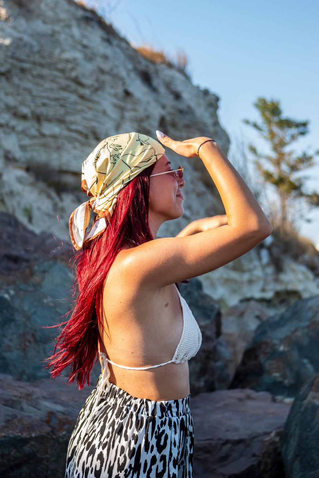 Сатенен шал “Summer Edit”