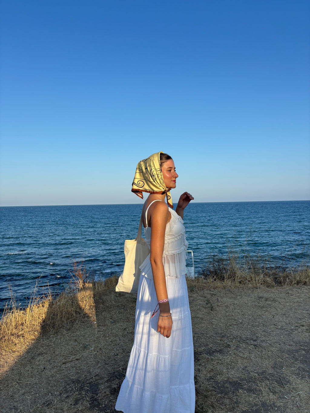 Сатенен шал “Summer Edit”