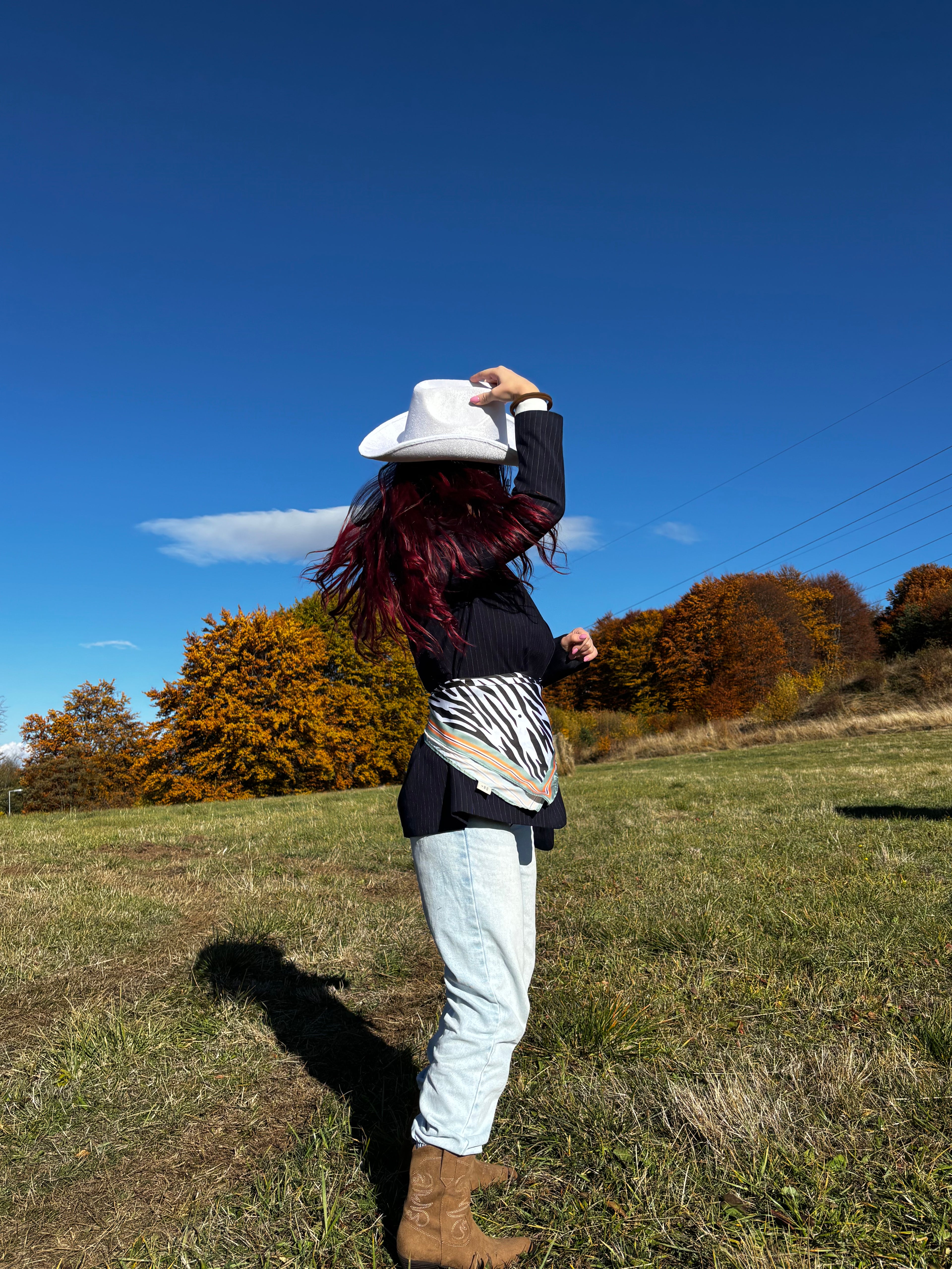 Сатенен шал “Wave of Stripes”