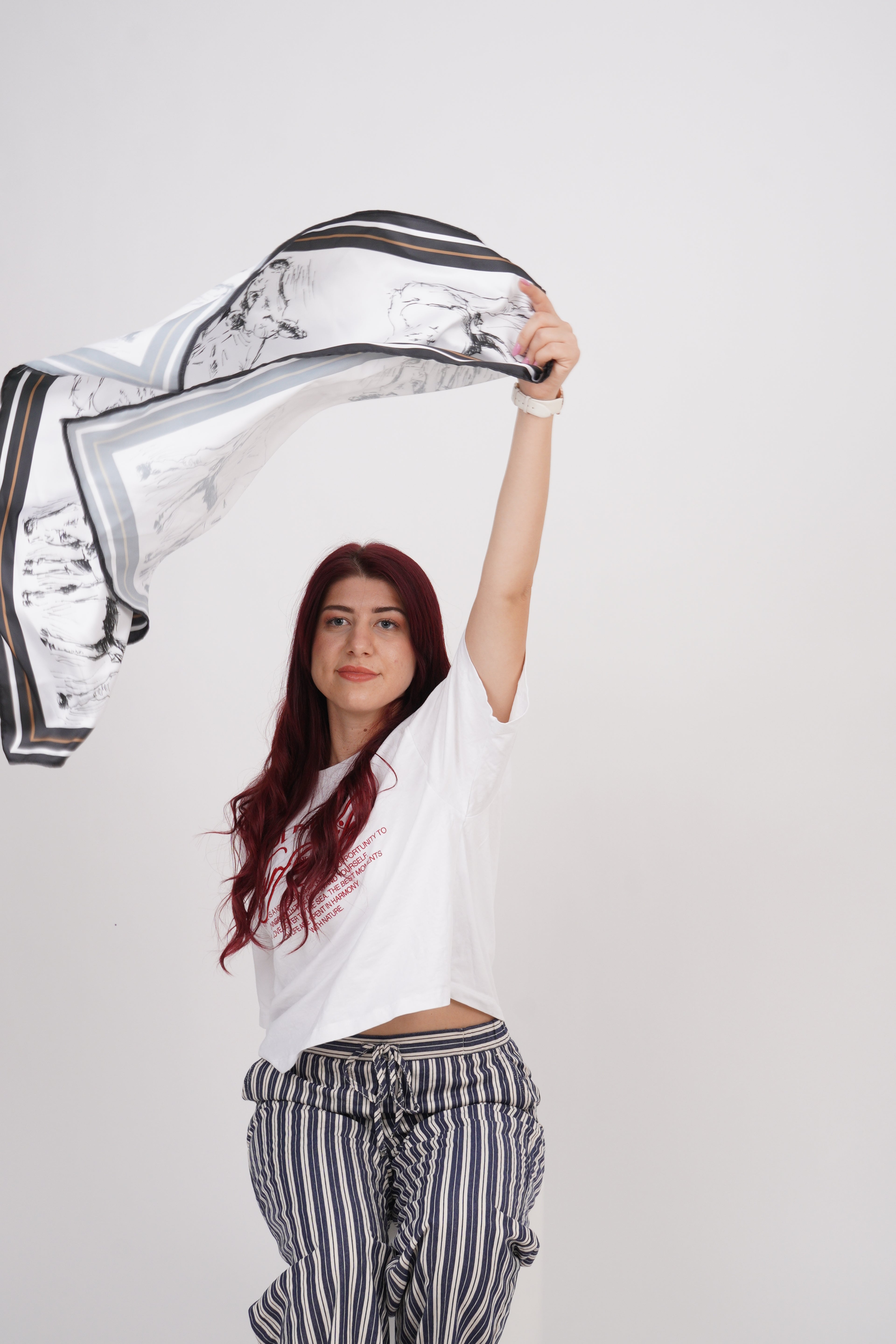 Сатенен шал "Art of Calm"