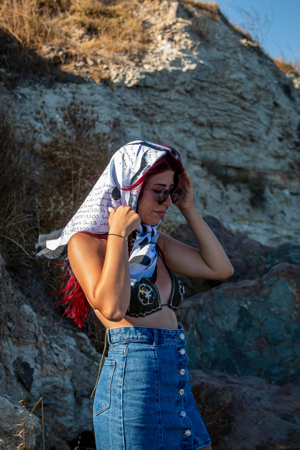 Сатенен шал “Echoes of the Orca”