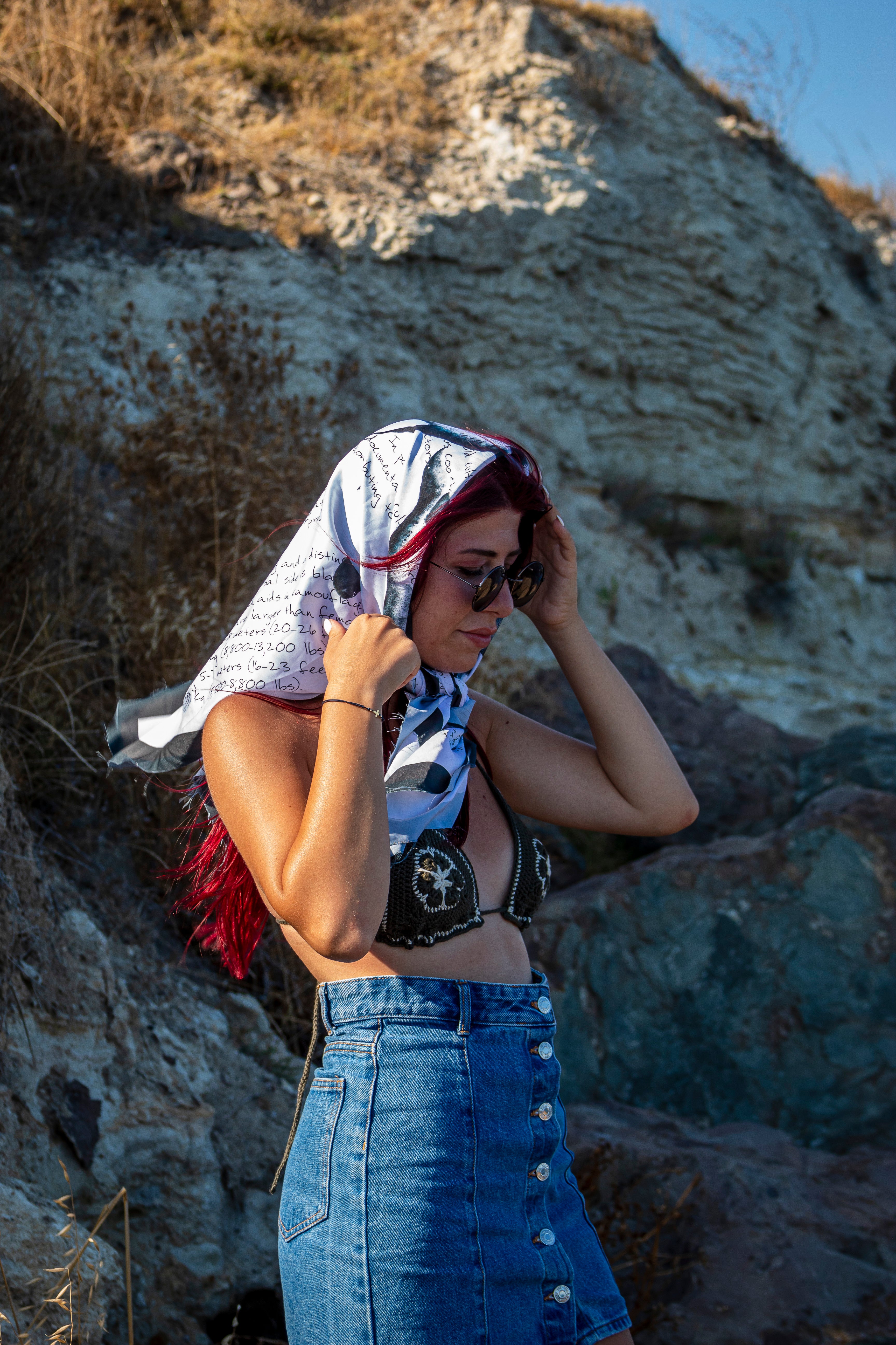 Сатенен шал “Echoes of the Orca”