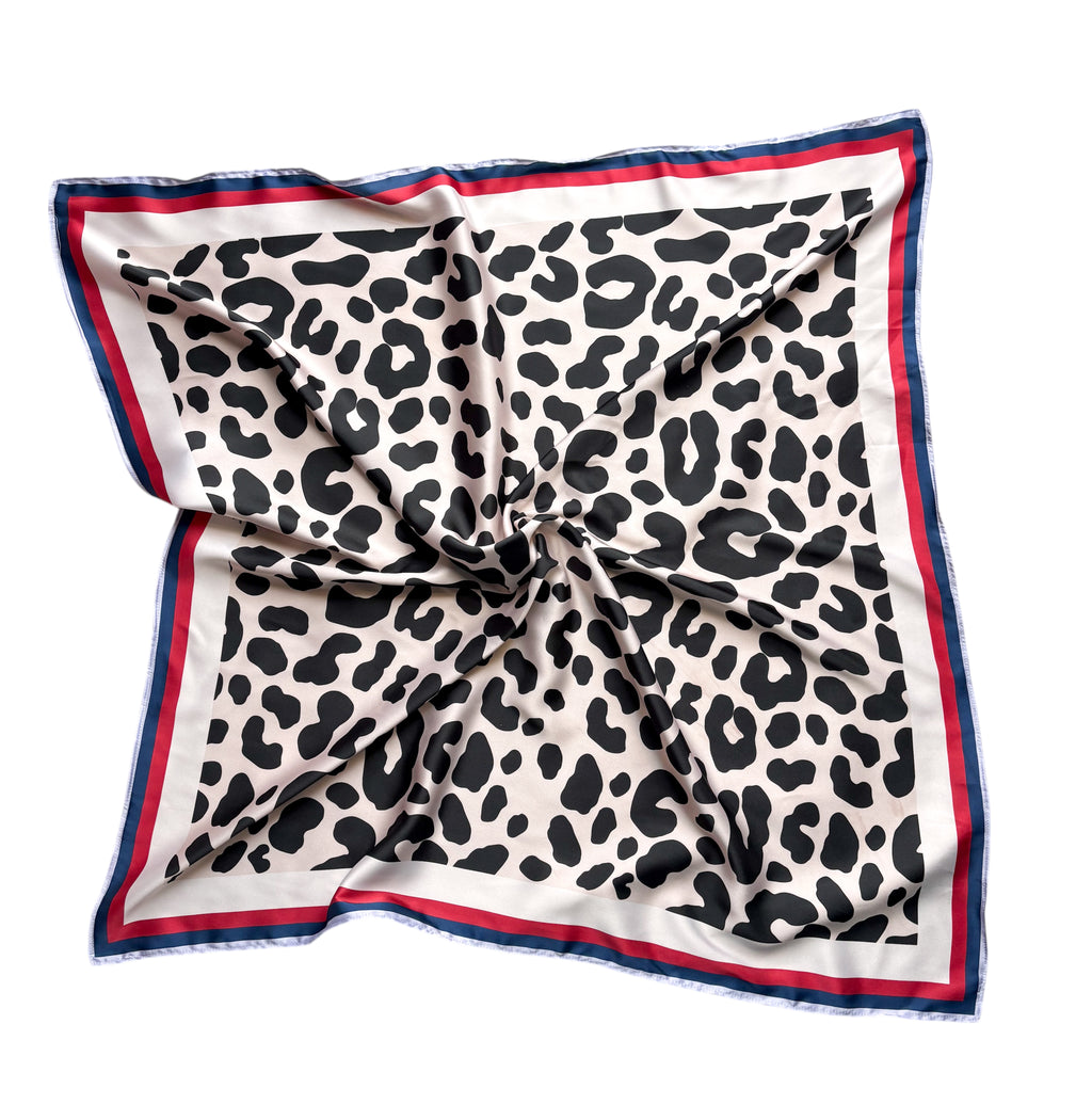 Сатенен шал “Wild Essence”