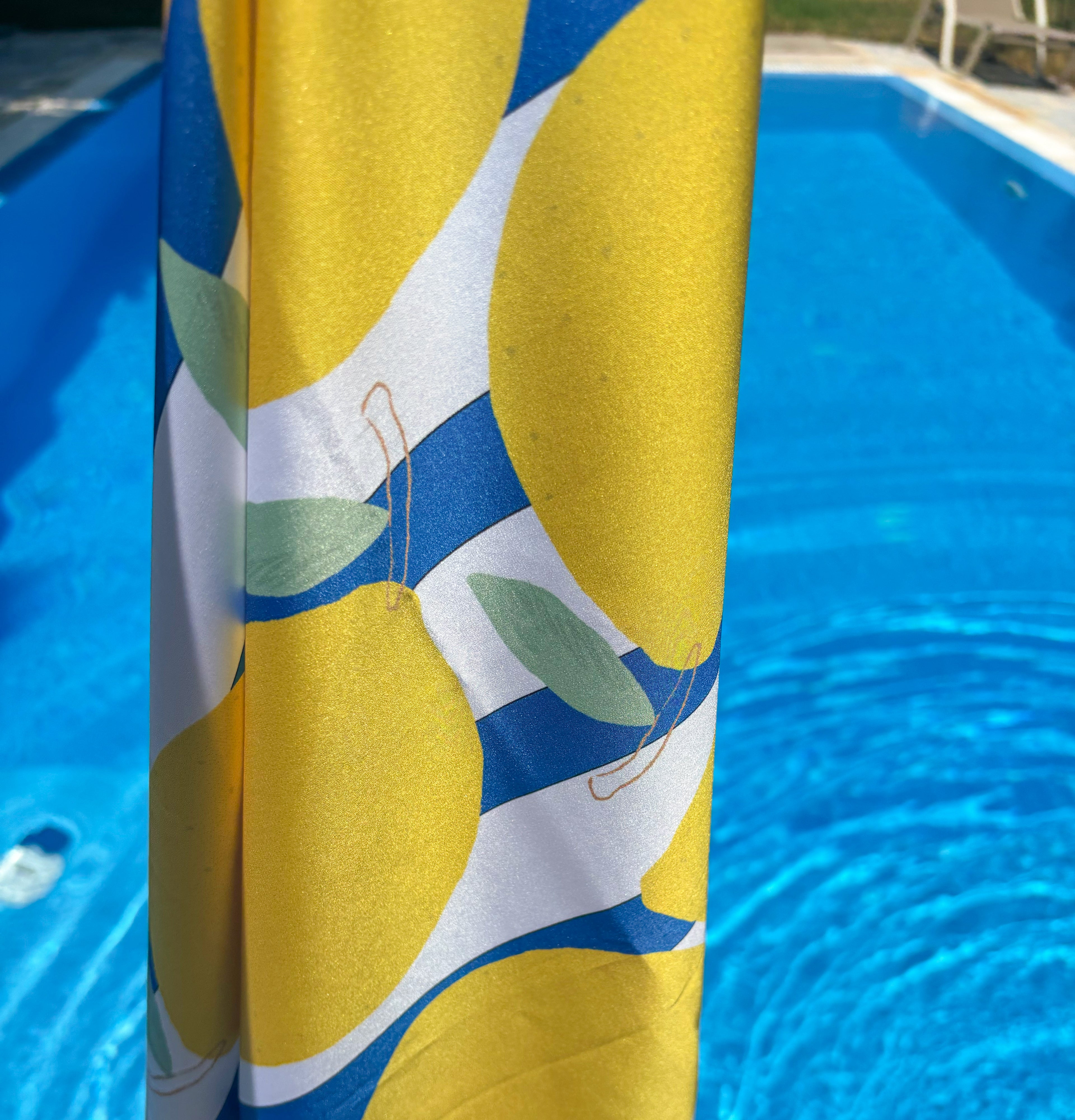 Сатенен шал “Lemon Sketch”