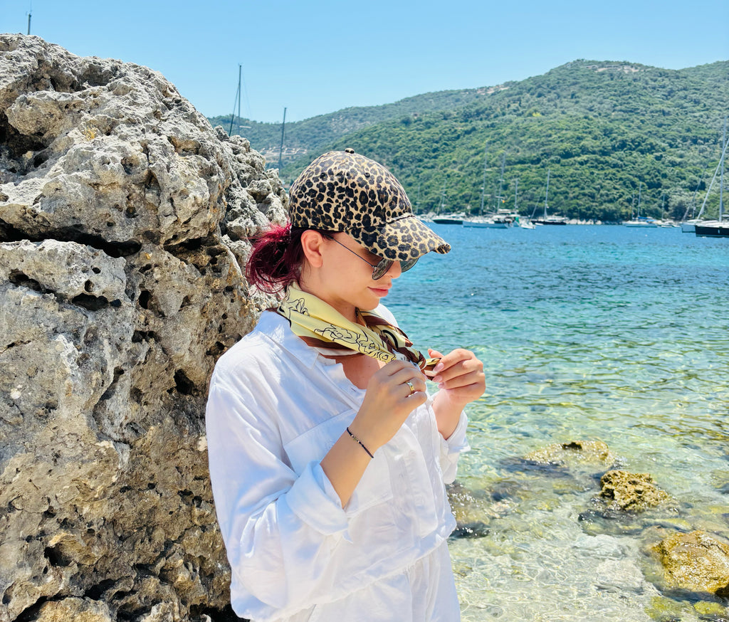 Сатенен шал “Summer Edit”